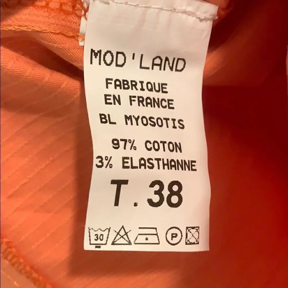 Orange jacket 🧥 - Picture 6 of 6